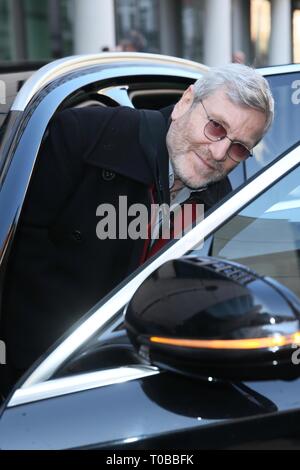 Tcheky Karyo leaves BBC studios after attending radio interviews  Featuring: Tcheky Karyo Where: London, United Kingdom When: 15 Feb 2019 Credit: Michael Wright/WENN.com Stock Photo