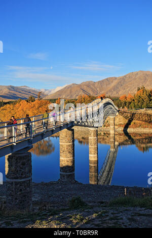 Footbridge at Lake Tekapo, Mackenzie Country, New Zealand Stock Photo