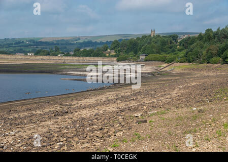 Low water levels in the drought of 2018. Bottom's reservoir, Tintwistle, Derbyshire, England. Stock Photo