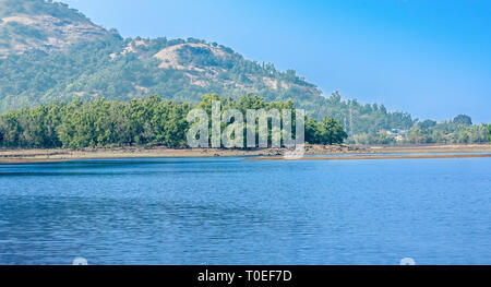 Lonavala lake is situated in lonavala,maharashtra,India.It,s surraunded by mountain Stock Photo