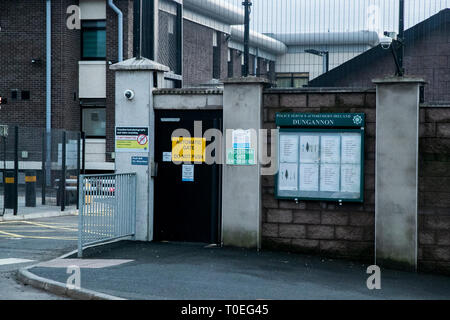 Police Service Of Northern Ireland Dungannon Police Station where Detectives from PSNI Major Investigation Team are investigating the deaths of three teenagers at The Greenvale Hotel in Cookstown Co. Tyrone. Stock Photo