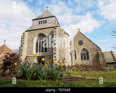 Minster on Sea, Kent, UK. 19th March, 2019. UK Weather: a sunny and warm afternoon in Minster on Sea in Kent. Pic: Minster Abbey, which dates from circa 650AD. Credit: James Bell/Alamy Live News Stock Photo