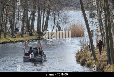Wolzig, Germany. 20th Mar, 2019. Police officers travel by boat in search of the missing Rebecca over the Storkower Canal near Wolziger See in the district of Dahme-Spreewald. On the same day the search for Rebecca continued. Police divers from Berlin are also on duty. Credit: Patrick Pleul/dpa-Zentralbild/dpa/Alamy Live News Stock Photo