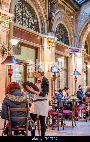 Cafes and shops in the Freyung Passage, Palais Ferstel, Herrengasse street, Innere Stadt, Vienna, Austria. Stock Photo