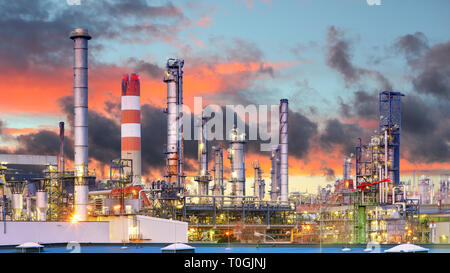 Industrial - Chemical plant, Oil Refinery Stock Photo
