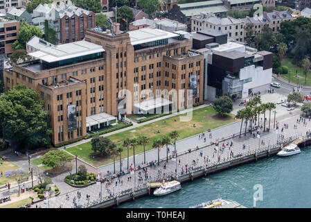 The Museum of Contemporary Art, Sydney (MCA) is an inter-war building housing the Maritime Services Board until 1988. It reopened as a museum in 1991 Stock Photo