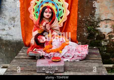 Idols of Goddess Savitri and Raja Harishchandra, Kumartuli, West Bengal, India, Asia Stock Photo