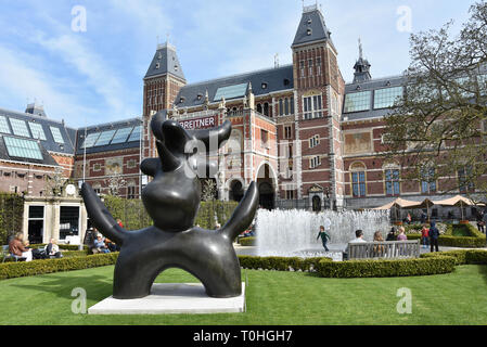 Oiseau Lunaire 1966-1983 bronze Joan Miro 1893-1983 Rijksmuseum ( Museumplein ) Amsterdam Netherlands Dutch Museum Stock Photo