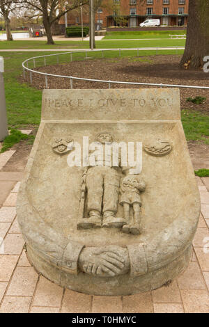 Stone War Memorial, Stratford Upon Avon - England UK Stock Photo