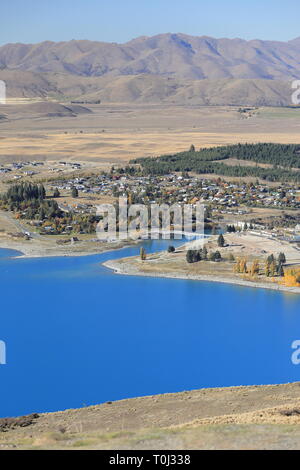 Aerial view of Lake Tekapo from Mount John Observatory in Canterbury ...