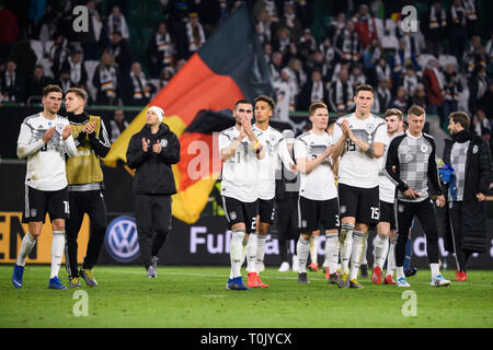Wolfsburg, Germany. 20th Mar, 2019. Germany's players greet fans after an international friendly match between Germany and Serbia in Wolfsburg, Germany, March 20, 2019. Credit: Kevin Voigt/Xinhua/Alamy Live News Stock Photo