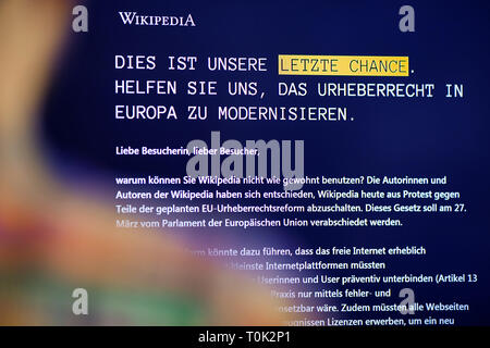 21 March 2019, Baden-Wuerttemberg, Stuttgart: ILLUSTRATION - On the web page of the German-language version of on-line encyclopedia Wikipedia stands a reference, why this is off-line on 21. March. The Wikipedia authors fear considerable restrictions due to the planned EU copyright reform. (Zu dpa 'Protest against EU copyright reform: Wikipedia one day offline) Photo: Sebastian Gollnow/dpa Stock Photo