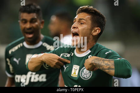 SP - Sao Paulo - 04/03/2022 - PAULISTA 2022 FINAL, PALMEIRAS X SAO PAULO -  Palmeiras player Raphael Veiga celebrates his goal during a match against Sao  Paulo at the Arena Allianz