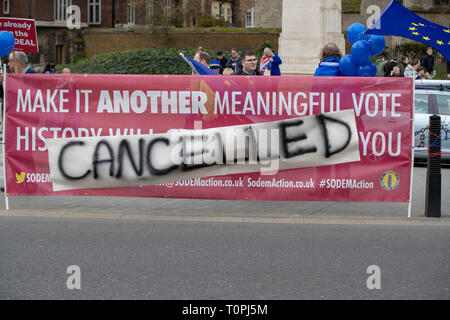 London, UK. 21st Mar, 2019. London, UK. Thursday 21 March 2019.placards outside Houses of Parliament, Credit: Jason Richardson/Alamy Live News Stock Photo