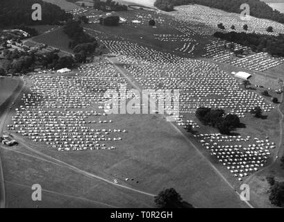 tourism, camping, camping site on the ground of the duke of Bedford, Woburn Park, Bedfordshire, England, aerial photograph, 11.8.1969, Additional-Rights-Clearance-Info-Not-Available Stock Photo