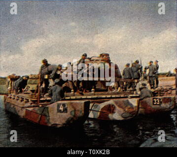 military, Germany, army, exercises, autumn manoeuvre, September 1926, a dummy tank is transfered over a river, coloured photograph, cigarette card, series 'Die Nachkriegszeit', 1935, river crossing, crossing, traverse, crossings, traverses, drill, training, autumn, fall, tank, panzer, tanks, dummy, dummies, camouflage, camouflages, comouflage coating, camouflage paint, Flecktarn Camouflage, ferry, ferries, pontoon, pontoons, soldiers, soldier, Reichswehr, people, Germany, German Reich, Weimar Republic, 1920s, 20th century, army, armies, exercises, Additional-Rights-Clearance-Info-Not-Available Stock Photo