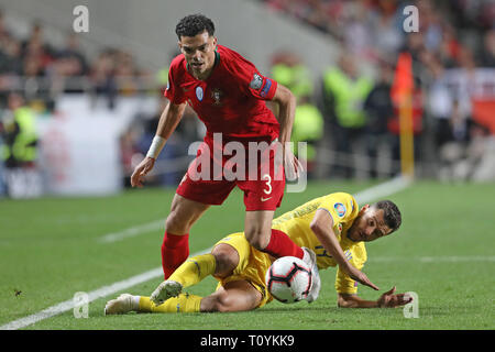 Pepe (Kepler Laveran de Lima Ferreira ComM) of Portugal (L) vies for the ball with Júnior Moraes of Ukraine (R) during the Qualifiers - Group B to Euro 2020 football match between Portugal vs Ukraine. (Final score: Portugal 0 - 0 Ukraine) Stock Photo