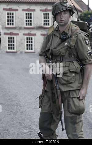 american ww2 paratrooper, 101st Airborne Division, Screaming Eagles Stock Photo