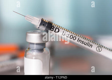 Insulin Syringe and Insulin Vial, 1 ml, 1cc, 100 units Syringe Stock Photo