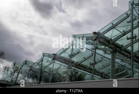 A view of the Glasshouse Roof and structure in Jephson Gardens, Royal Lemington Spa, Warwickshire, UK Stock Photo