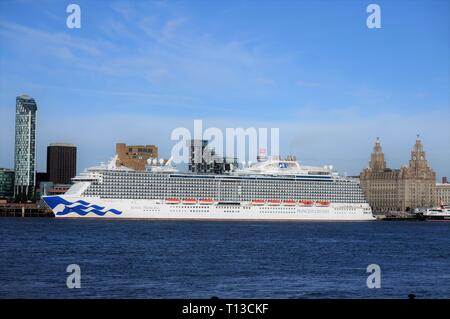 The Royal Princess Cruise Ship Berthed On The Liverpool Waterfront. Stock Photo