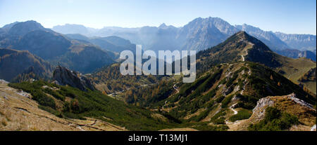 Panorama: Blick vom Jenner auf den Koenigssee, dahinter der Watzmann (kleiner und grosser Watzmann), Alpen bei Berchtesgaden, Bayern. Stock Photo