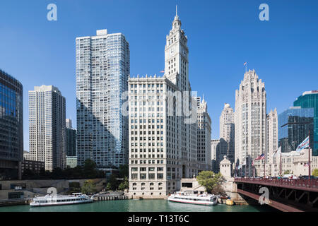 USA, Illinois, Chicago, Chicago River, Wrigley Building, Tribune Tower Stock Photo