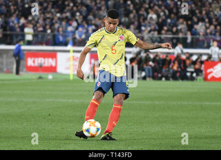 Tokyo, Japan. 22nd Mar, 2019. W. Barrios kick the ball during the Kirin Challenge Cup 2019 between Colombia and Japan at the International Yokohama Stadium in Yokohama Japan. Friday, March 22, 2019. Photo by: Ramiro Agustin Vargas Tabares Credit: Ramiro Agustin Vargas Tabares/ZUMA Wire/Alamy Live News Stock Photo