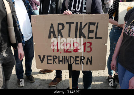Leipzig, Germany. 23rd Mar, 2019. With posters and banners, Leipziger take part in the Europe-wide demonstration 'Save the Internet' against upload filters on the occasion of the planned EU copyright reform. Credit: Peter Endig/dpa/Alamy Live News