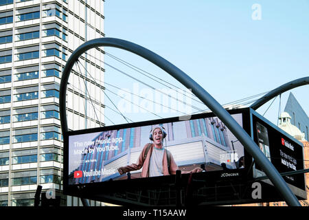 Electronic Youtube music advertisement advert on screen at Old Street Silicon Roundabout In Shoreditch Tech City London EC1 England UK  KATHY DEWITT Stock Photo