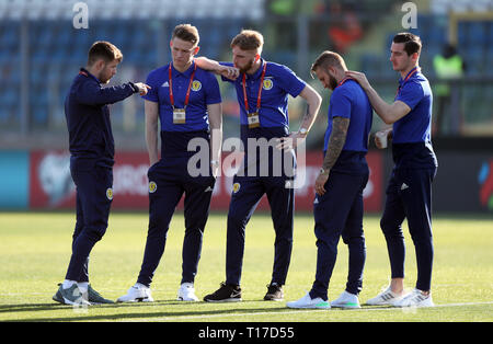 Scotland's Scott McTominay (second left), Oliver McBurnie (centre) and Johnny Russell (second right) before the UEFA Euro 2020 Qualifying, Group I match at the San Marino Stadium, Serravalle. Stock Photo