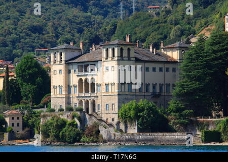 Blick auf den Palast Palazzo Gallio Gravedona am Comer See in Italien Stock Photo