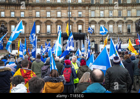 Hope Over Fear host an independence rally at George Square. This Scottish independence supporting group is claiming that there is a clear mandate for independence as Scotland is being removed from the EU against it's will as the people did not unanimously vote for Brexit. The event is hosted by Tommy Sheridan and he is calling on the Scottish government to proceed with plans to hold a second independence referendum. Stock Photo