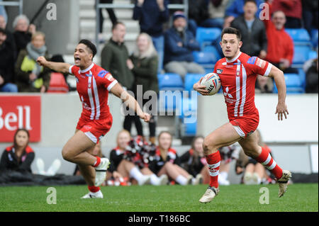 Salford, UK. 24th March 2019. AJ Bell Stadium, Salford, England; Rugby League Betfred Super League, Salford Red Devils vs Wigan Warriors;Salford Red Devils Niall Evalds goes in for a late first half try. Credit: Dean Williams/Alamy Live News Stock Photo
