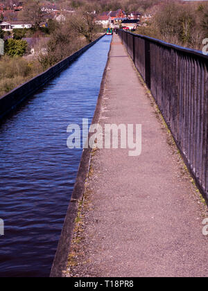 Pontcysyllte Aqueduct and Canal, near Langollen, Wales, UK Stock Photo