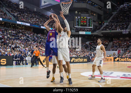 Madrid, Spain. 24th Mar, 2019. Pierre Oriola during FC Barcelona Lassa victory over Real Madrid (76 - 82 ) in Liga Endesa regular season game (day 24) celebrated in Madrid (Spain) at Wizink Center. March 24th 2019. Credit: Juan Carlos García Mate/Pacific Press/Alamy Live News Stock Photo