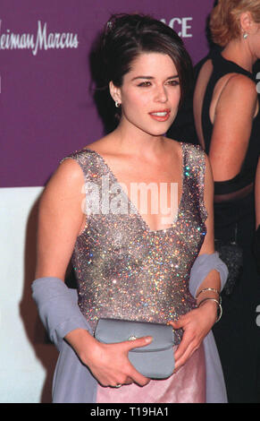 LOS ANGELES, CA - December 10, 1998:  Actress NEVE CAMPBELL at the 9th Annual Fire & Ice Ball in Hollywood to benefit the Revlon/UCLA Women's Cancer Research Program.  © Paul Smith / Featureflash Stock Photo