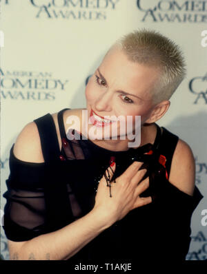 LOS ANGELES, CA - MARCH 6: Motivational speaker Susan Powter attends the Eighth Annual American Comedy Awards on March 6, 1994 at the Shrine Auditorium in Los Angeles, California. Photo by Barry King/Alamy Stock Photo Stock Photo
