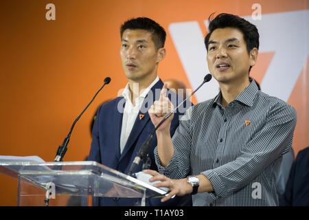 Bangkok, Thailand. 25th Mar, 2019. Future Forward Party secretary-general Piyabutr Saengkanokkul (R) and Future Forward Party leader Thanathorn Juangroongruangkit (L) speak at a press conference the day after the 2019 Thai general election.The Future Forward party are indicating that they are considering the possibility of forming a coalition government with the Pheu Thai party who won the most seats in the election with conditions. Credit: Geovien So/SOPA Images/ZUMA Wire/Alamy Live News Stock Photo
