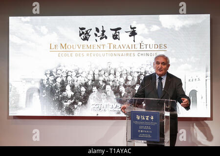 Paris, France. 24th Mar, 2019. Former French Prime Minister Jean-Pierre Raffar addresses the premiere of a TV documentary introducing the Work-Study Movement's history in the China Cultural Center in Paris, France, March 23, 2019. A ceremony and a series of events were held here to mark the centennial of the Work-Study Movement. Starting in 1919, thousands of progressive young Chinese went to France, where they worked in factories in Paris, Lyon and Montargis to pay for their studies in the European country. Credit: Xinhua/Alamy Live News Stock Photo