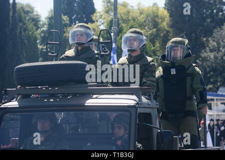 Athens, Greece. 25th Mar, 2019. Crew of vehicle seen during the Military parade commemorating the National Day in Athens. Credit: Giorgos Zachos/SOPA Images/ZUMA Wire/Alamy Live News Stock Photo