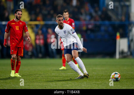 Podgorica, Montenegro. 25th Mar, 2019. Jordan Henderson of England sets up England's fifth goal to make the score 1-5 during the UEFA Euro 2020 Qualifying Group A match between Montenegro and England at Podgorica City Stadium on March 25th 2019 in Podgorica, Montenegro. (Photo by Daniel Chesterton/phcimages.com) Credit: PHC Images/Alamy Live News Stock Photo