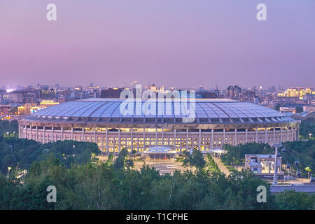 MOSCOW, RUSSIA, JUNE 14, 2018. Night city landscape with view on the big sports arena of the Olympic complex 'Luzhniki'. In first match of FIFA 2018 W Stock Photo