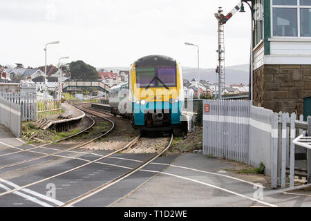 Diesel Multiple Unit Class 175 Coradia departing from Deganwy station, North Wales en route to Llandudno terminus Stock Photo