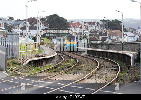 Diesel Multiple Unit Class 175 Coradia stopping for passengers at Deganwy station, North Wales en route to Llandudno terminus Stock Photo