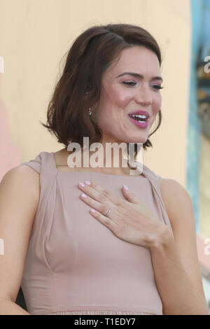 Los Angeles, CA, USA. 25th Mar, 2019. LOS ANGELES - MAR 25: Mandy Moore at the Mandy Moore Star Ceremony on the Hollywood Walk of Fame on March 25, 2019 in Los Angeles, CA Credit: Kay Blake/ZUMA Wire/Alamy Live News Stock Photo