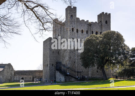 ROCHESTER, KENT/UK - MARCH 24 : View of the Castle in Rochester on March 24, 2019. Unidentified people Stock Photo