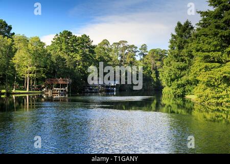 Scenic Magnolia River that leads to Gulf of Mexico in Southern Alabama ...