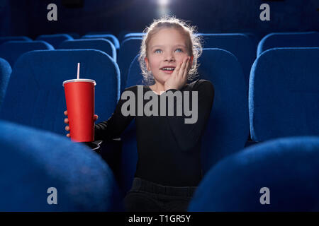 Female Attentively Watching Tv And Eating Popcorn Fun Person Adjusting  Photo Background And Picture For Free Download - Pngtree
