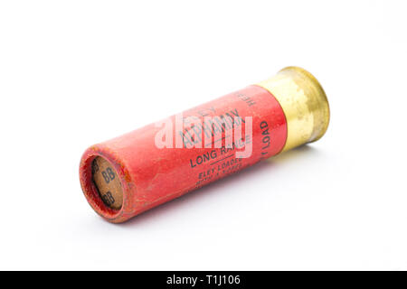 A 12 gauge, or bore, Eley Alphamax High Velocity shotgun cartridge with a  crimped closure loaed with No 1 lead shot pellets. Collecting shotgun  cartri Stock Photo - Alamy
